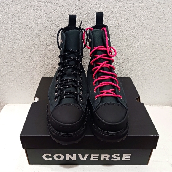 Converse - Picture 3 of 5